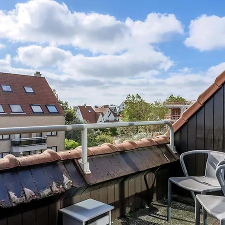 Апартаменты Zonnestraal 10202 Синт-Идесбалд